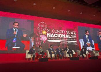Médico nariñense llevó una innovadora técnica de marcación de cintura al principal congreso de cirugía plástica del país