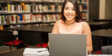 Posgrados virtuales en Colombia: una oportunidad para estudiar y crecer profesionalmente desde cualquier región